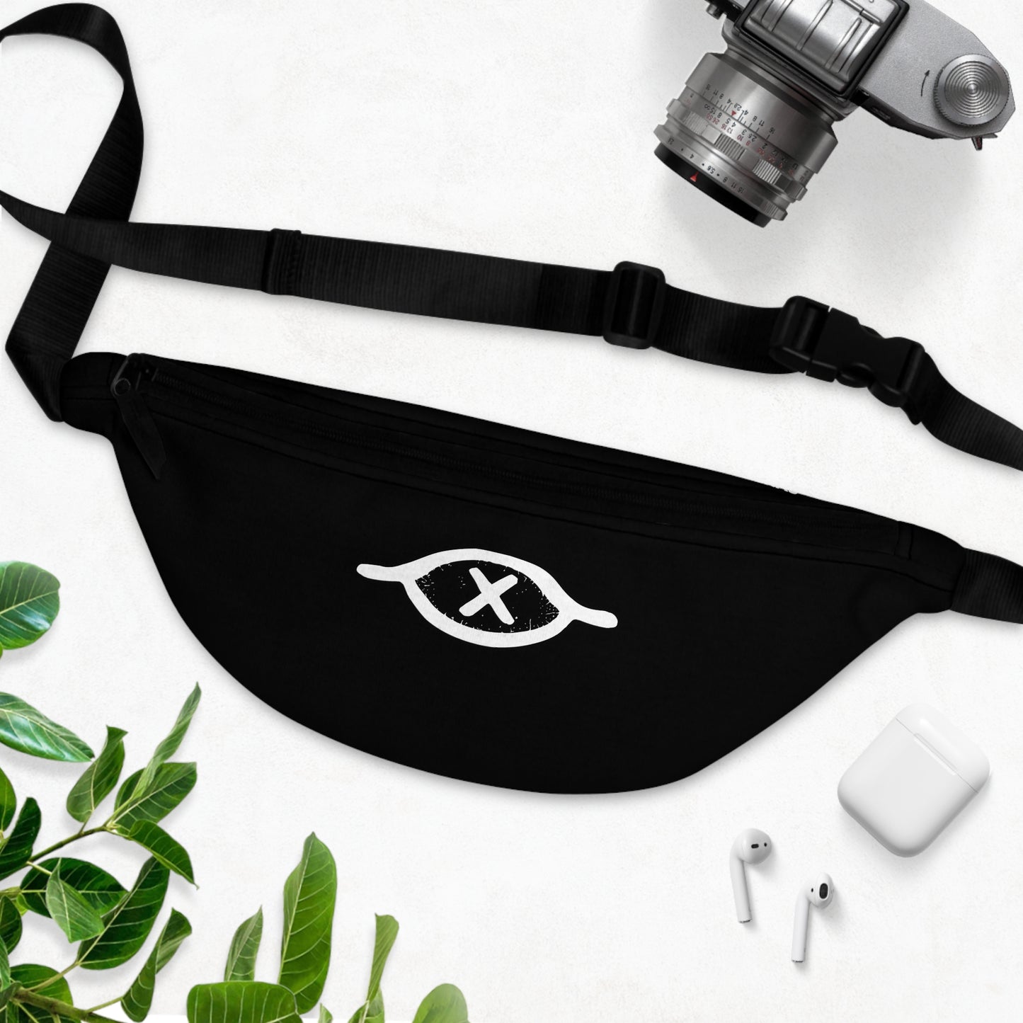 O KANENAS Strap Bag